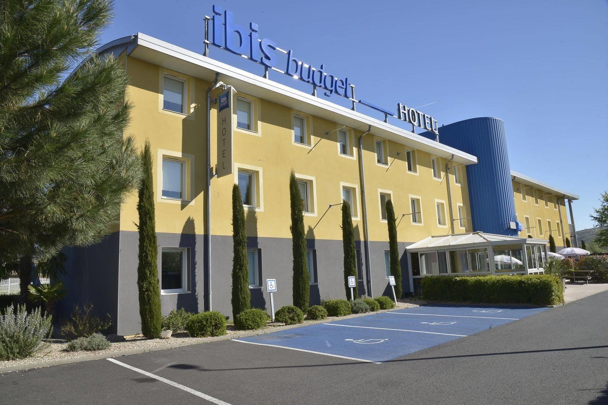 Ibis Budget Issoire Exteriör bild